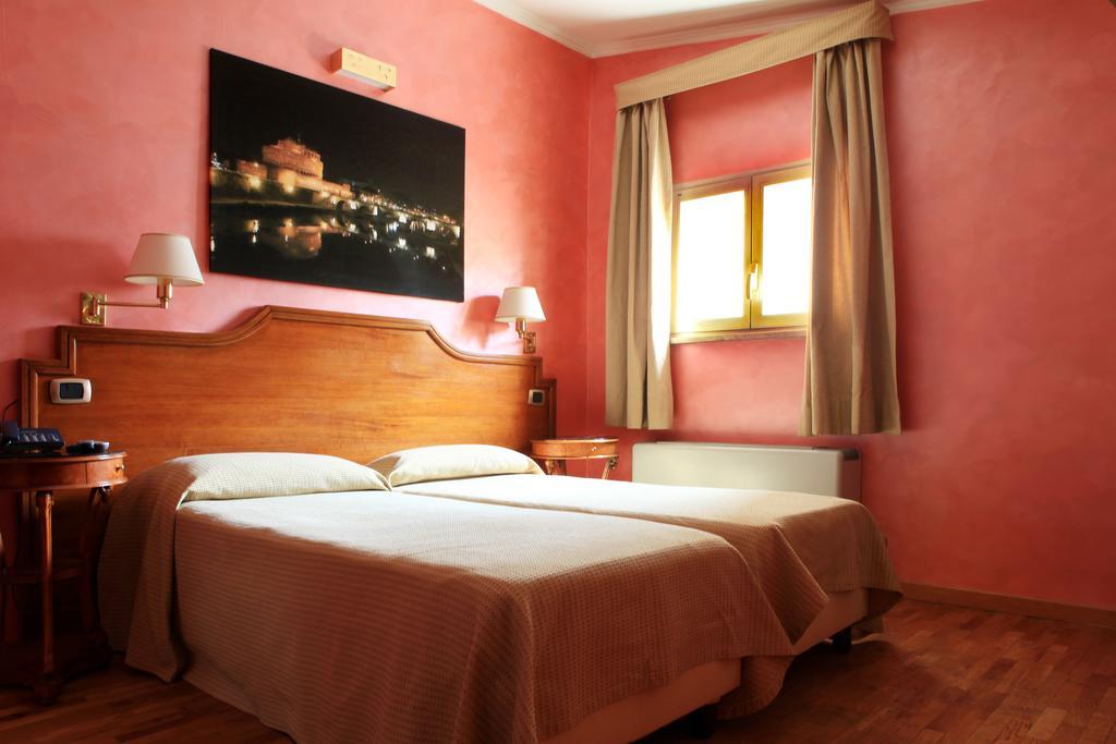 Hotel Kent 3*