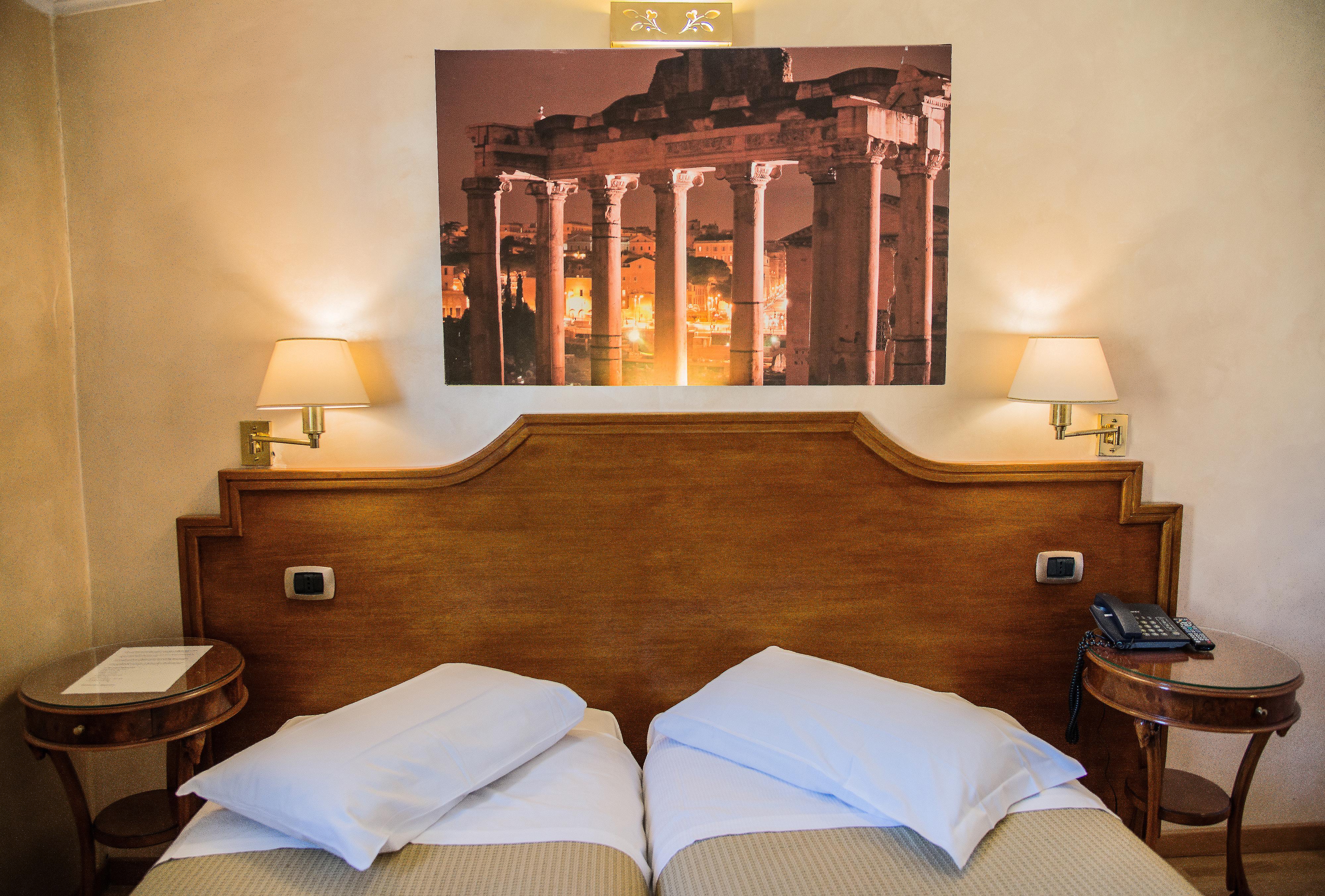 Kent Hotel 3*